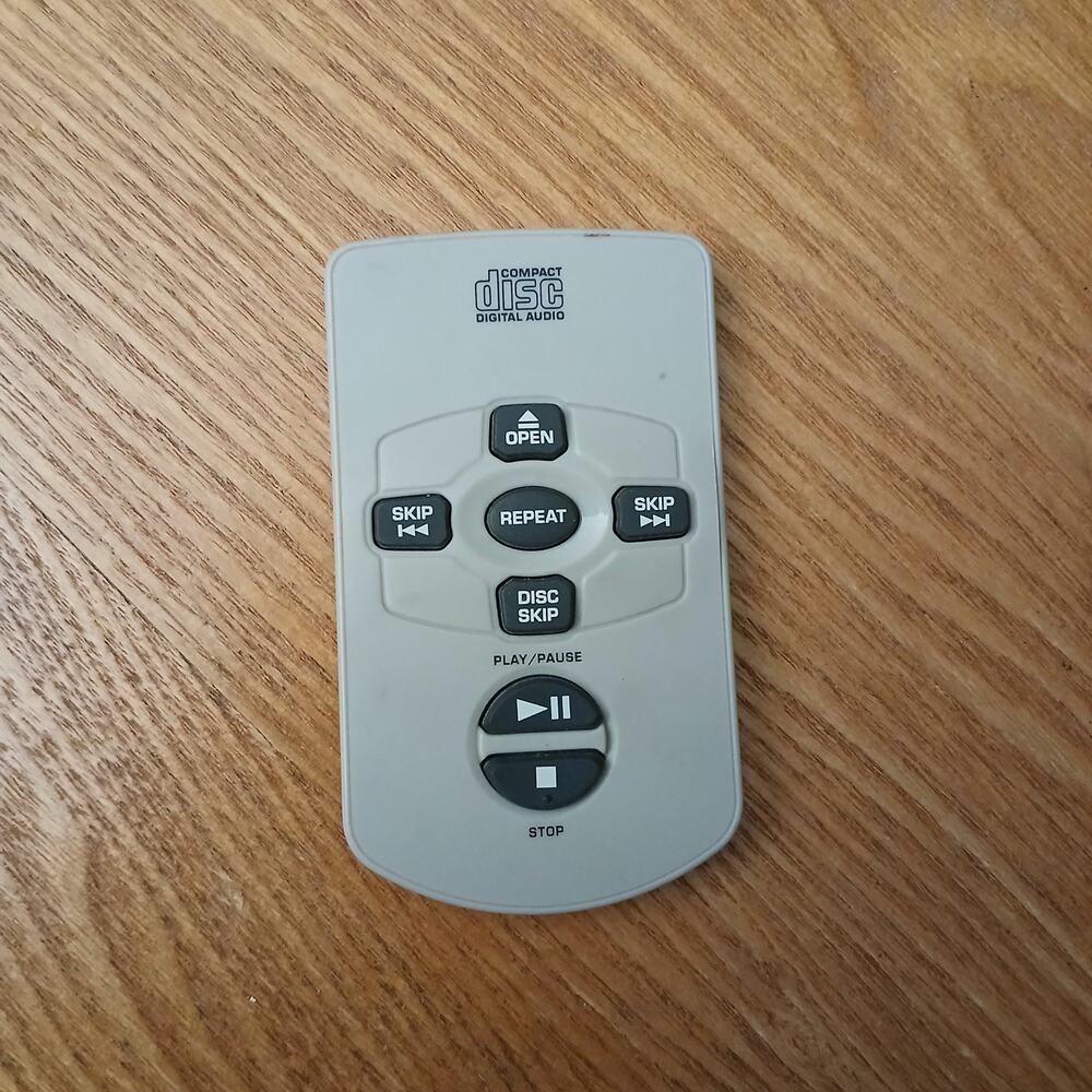 Remote for Audiovox 5-Disk CD Changer Y2K era EUC no battery replacement